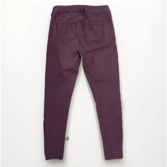 Altar’d State Ziggy Wine Taste Skinny Stretch Maroon Jeans - Size 29/9 - Picture 2 of 3
